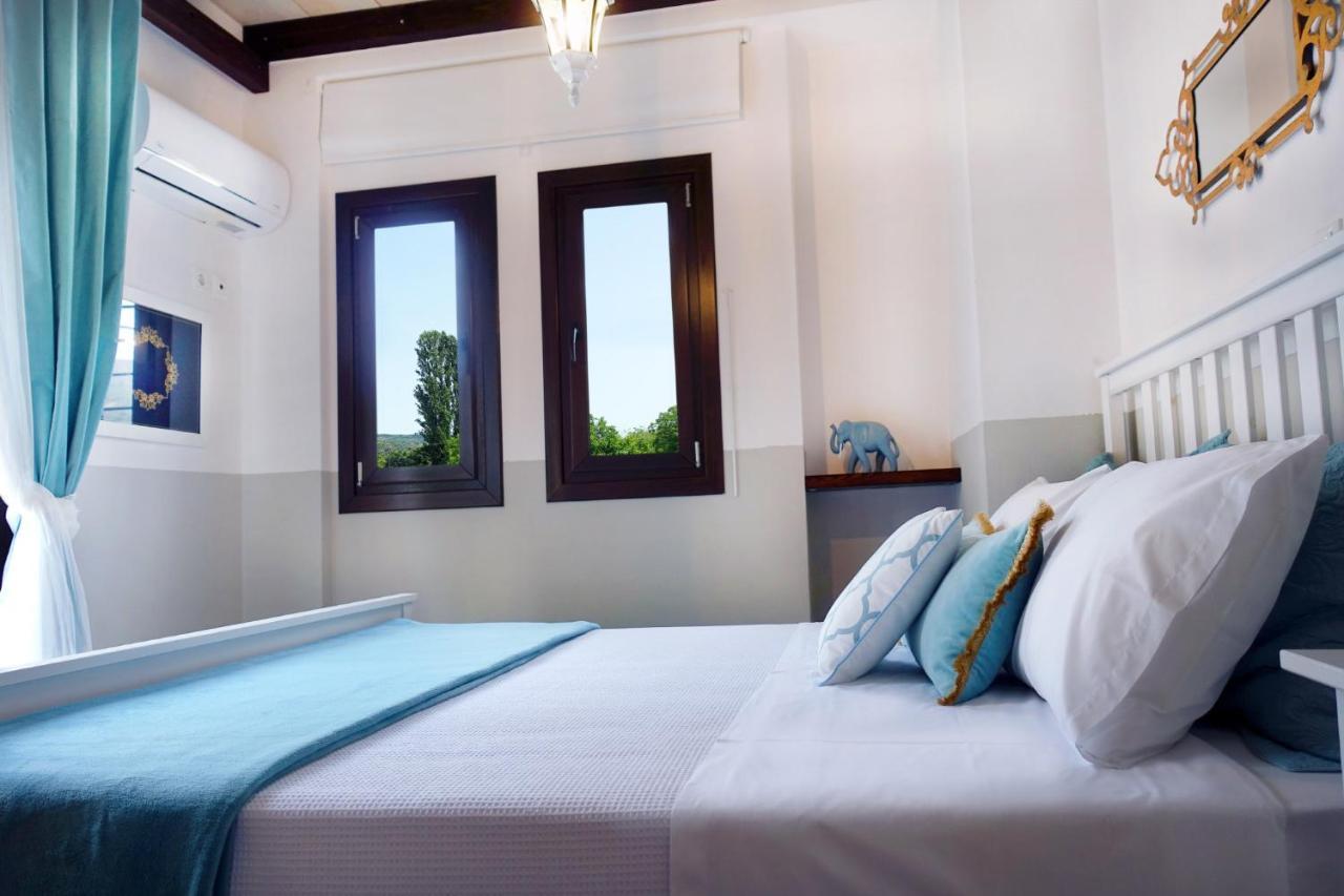 To Spiti - Pelion House * Kala Nera